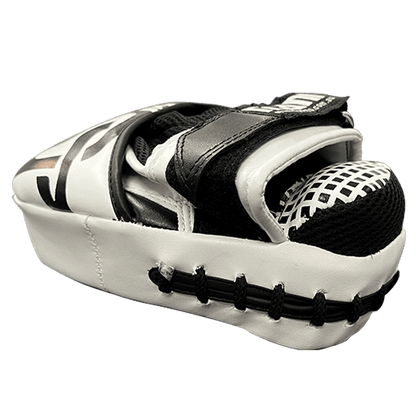Tuffx Curved Focus Pad Black / White Mani Sports®