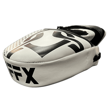 Tuffx Curved Focus Pad Black / White Mani Sports®