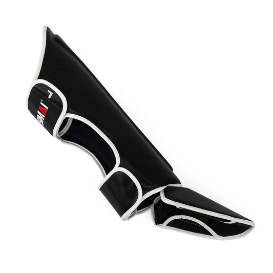 SMAI Essentials Muay Thai Shin Guards - detail view 3