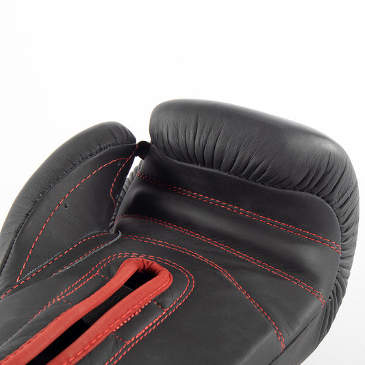 SMAI Legacy Boxing Gloves - Training and Sparring - detail view 4