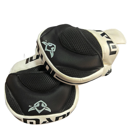 Mani Kids Boxing Focus Pads - focus mitts for kids' boxing training | MMABOXING