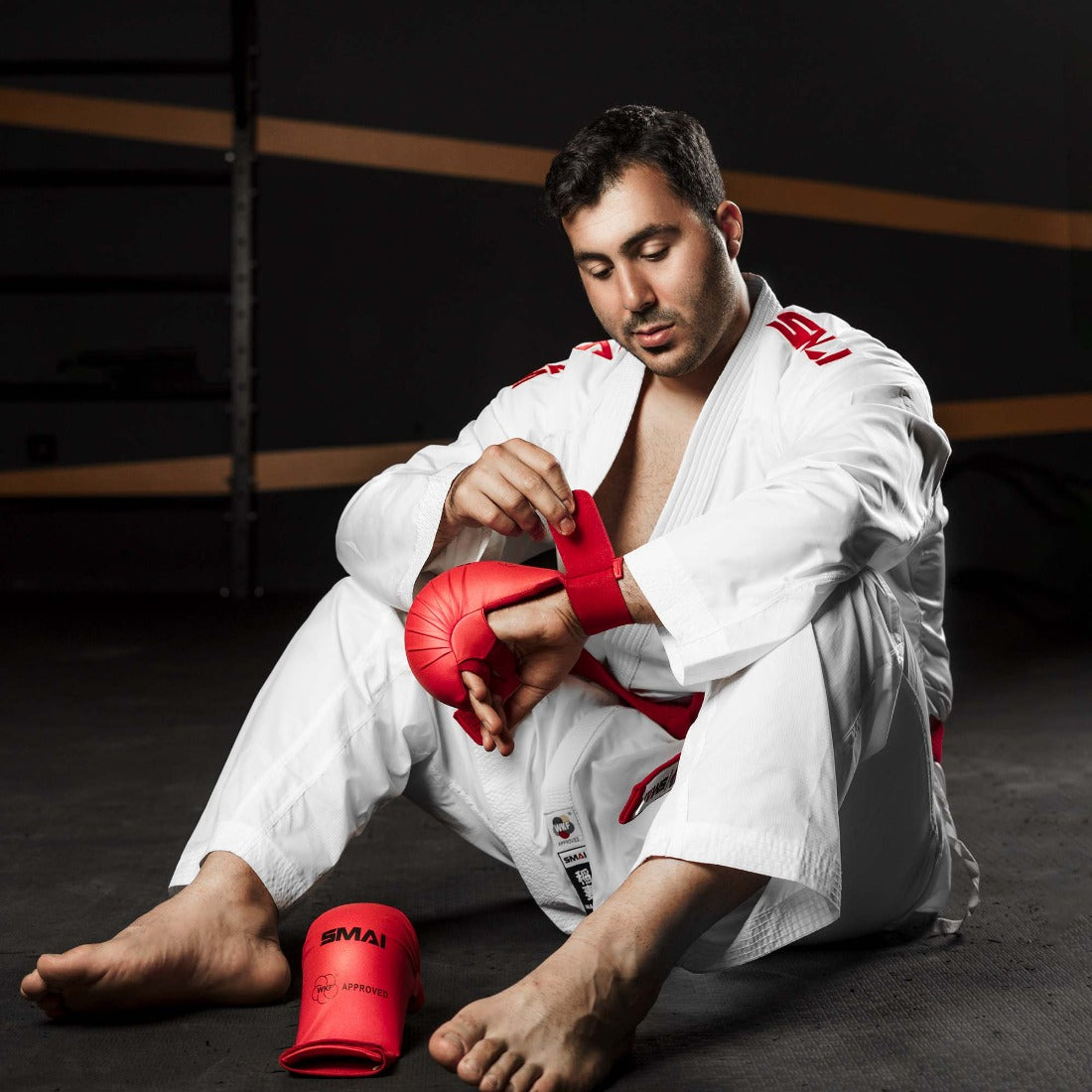 SMAI WKF Approved Karate Gloves - detail view 6